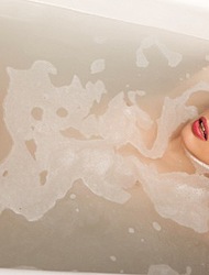 Nikita Bellucci Bath Time