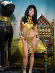 Rina Ellis As Cleopatra Fucked On A Trone