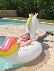 Hot Teen Banged: Hardcore Boy-Girl Fuck by the Pool