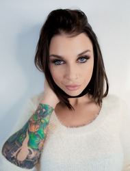 Porn Habit Earns Ivy Anal Manhandling