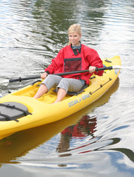 Aubrey Kayak by Little Mutt