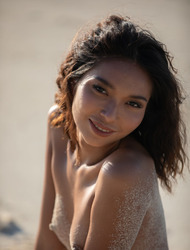 Sandy Beach / Rosah / Met Art