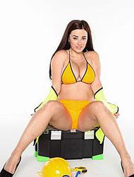 Taylor Vixen Busty Construction Worker