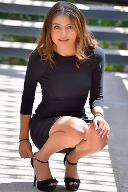 Horny Teen Babe