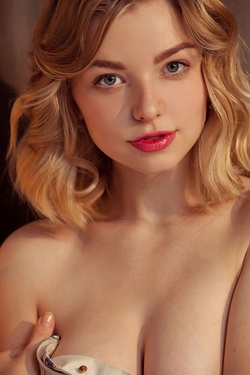 Gorgeous Busty Daniela