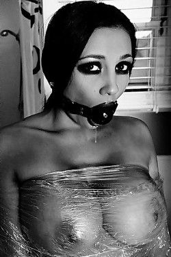 Audrey Bitoni wrapped up