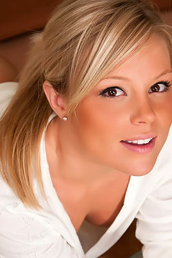 Madden Sweater Kittens